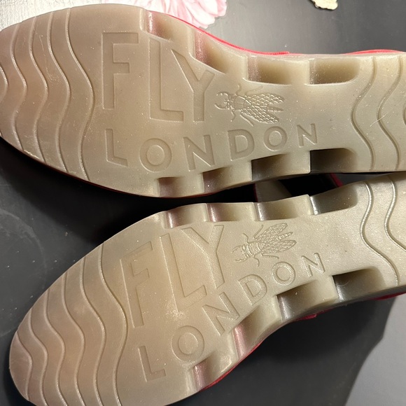 Fly London shoes - Picture 5 of 5